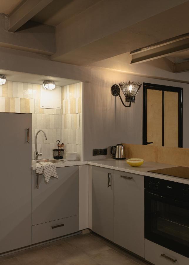 City Garage Apartment - Lwowska 9 Варшава Экстерьер фото